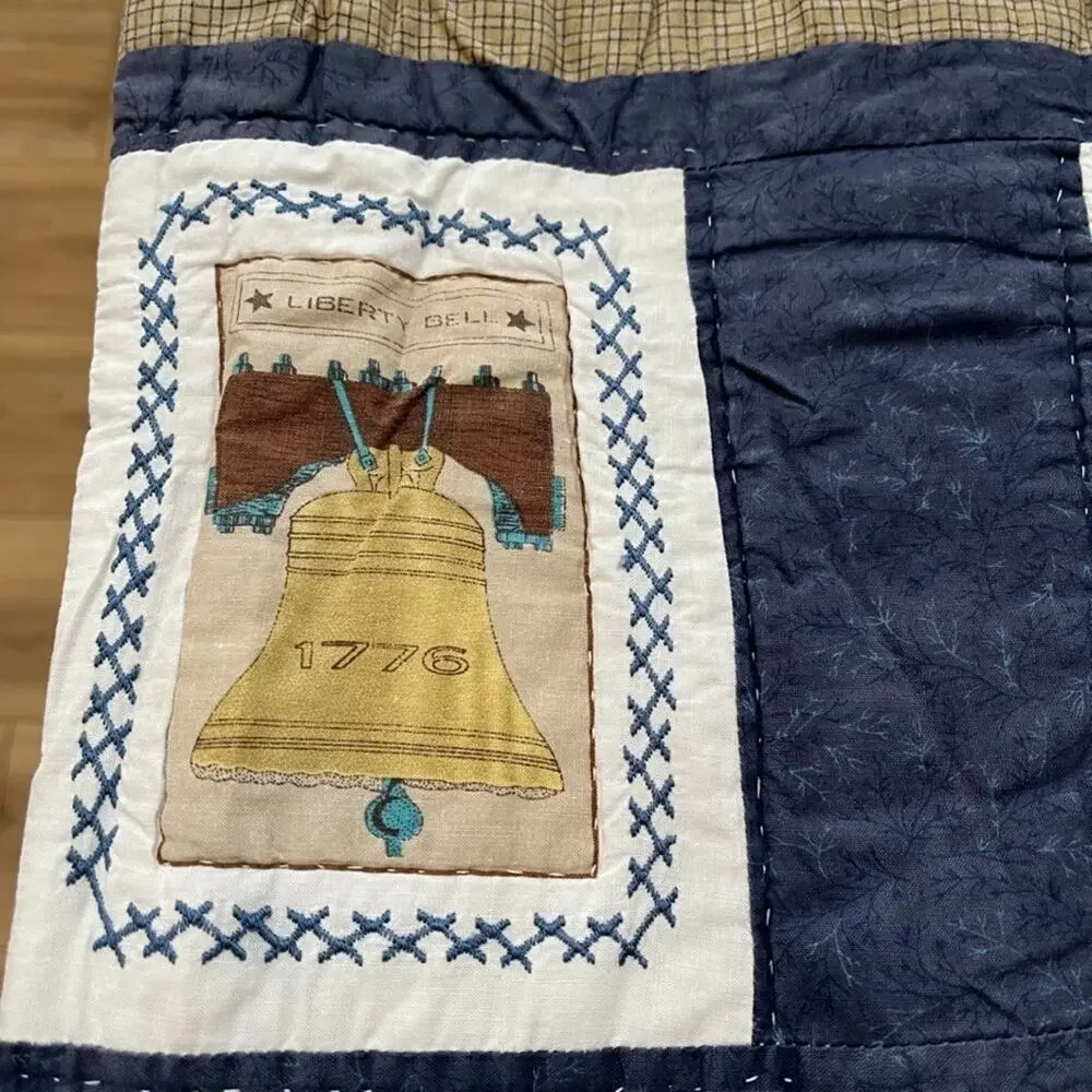 Vintage JCPenney's Home Collection Quilt Freedom Flag Patriotic 84
